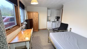 Photo 11- click for photo gallery